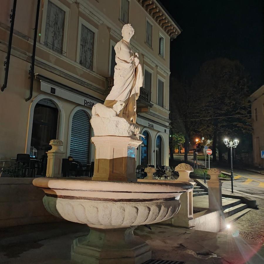 Casa Vacanza Piazza Marconi Вальдоббьадене Экстерьер фото
